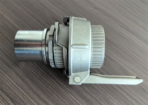 Servizi di colata Centri macchine CNC Soluzioni di colata a cera persa Collegatori di serbatoi