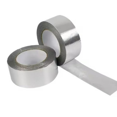 Nastro adesivo in alluminio da 30um con adesione di 15N/25mm e resistenza alla trazione di 45N/25mm per la sigillatura HVAC