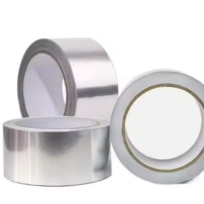 Nastro adesivo in alluminio da 30um con adesione di 15N/25mm e resistenza alla trazione di 45N/25mm per la sigillatura HVAC